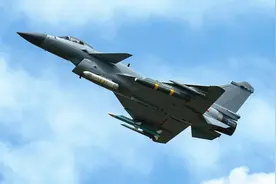 歼20跟歼16高产，那歼10扩产还有何优势或价值，海航为何没列装图片