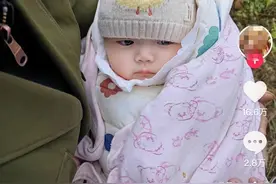 四川4月女婴被弃后续：被送福利院，红彤彤的小脸，很多人想领养图片