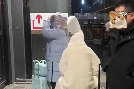 哈尔滨大哥捡俩小土豆回家后续 ！ 网友怒赞南北一家亲 , 后续更感人图片