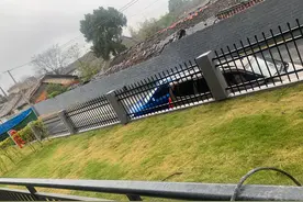 老大干咳带喘，老幺今天扁桃体炎发烧，老母亲不是万能的图片