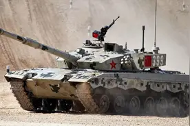 后来者居上，中国VT-4坦克屡屡抢占T-80/90市场，优势体现在哪？图片
