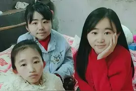 重庆夫妻连生3个瓷娃娃，个个嫁不出去，父母不离不弃照顾30多年图片
