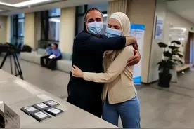 叙利亚男子为躲避战乱，一家搬迁中国生活10年，成功拿到中国绿卡图片