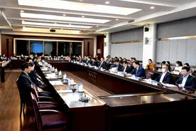 王常胜：外资控股国有制造业企业和国有银行，会如何实现？图片