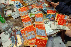 那个刮刮乐中奖100万的年轻人，“消失”了图片
