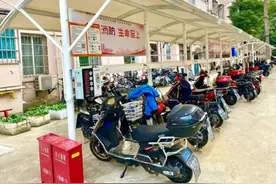 车主困惑：电动车在小区充电桩充不满、充得慢，有猫腻？答案来了图片
