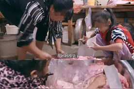 引2.3亿人热议，一路跳上央视的“肉铺芭蕾舞女孩”，如今怎么样了？图片