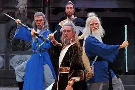 《射雕英雄传》中谁的武功最厉害？十大高手肯定是他排行第一图片