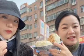 周迅、阿雅打卡淄博上热搜。品美食、逛陶琉馆、游公园，淄博还有哪些博物馆值得去？图片