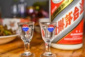 揭秘茅台小酒杯妙用！充分利用还可辨别真伪，你居然不知道？图片