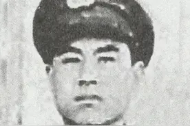 1954年军统“飞贼”段云鹏落网，毛主席下令不杀，事后才知其高明图片