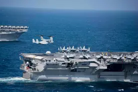 美重兵集结，三航母逼近，拜登腾手对付中国，俄已解中方后顾之忧图片