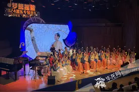 71位表演者、十余种乐器 重庆少年宫的“小萝卜”们上演一场艺术盛宴图片