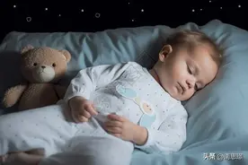 晚上开灯对新生儿有什么影响吗？进来看他们对光线真实要求！图片