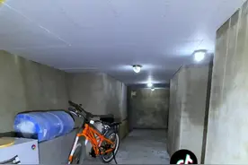 秘密基地又挖出新空间了，秘密基地里居然还有个超大的秘密仓库？