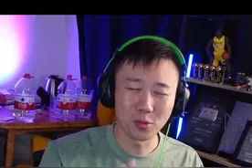 真绷不住了 全世界都是iHoo！连英文解说都是！#csgo #hooxi #呼吸哥 视频封面