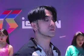 哈哈哈哈 怎么就开始了？#舞蹈课堂随拍 #poker face 完整版教学在下面 25支舞更新中视频封面