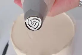 正常倍速演示俄罗斯花嘴技法#小助手上热门#蛋糕小技巧分享 #蛋糕