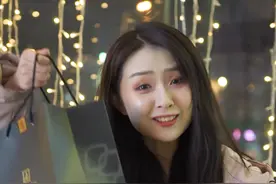 一口干下68的吉拉多生蚝，没想到竟然被辣哭了#山西课代表视频封面