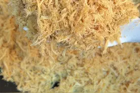 自制鸡肉松，蓬松酥软不干不柴，合适8个月以后宝宝，很多人说做成了颗粒状，今天方法来啦！#宝宝辅食 #肉松视频封面
