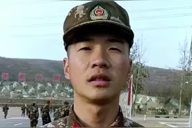 一个叫蒋英语，一个叫蒋国语，班长:我太难了……！视频封面