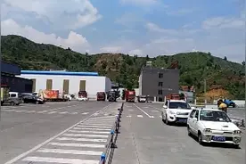 实拍攀西地区攀枝花市机动车辆检测站，看看审车业务容易不容易视频封面