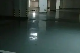 临沂某小区人基本住满了，地下车库基本空的……