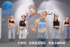 lilmama这首歌翻译的太魔性了，听不够。