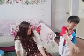 小孩掉的第一颗牙吞肚子里去了，媳妇也不知道怎么办好了？视频封面