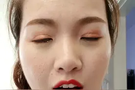 雅诗兰黛DW持妆粉底液12小时实测视频封面