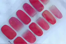 你指尖的美丽，由我负责视频封面