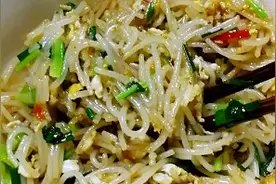 晚饭炒个攸县粉吃，味道挺好。家常做法，家常口味视频封面