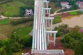 成资渝高速公路安岳段。视频封面