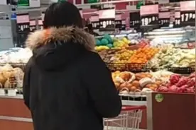 中午犯馋了，不想去食堂😋看看花六元钱买的什么饭?