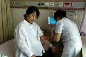 镜头记录产妇从住院到生宝宝的全过程，太神奇了视频封面