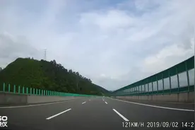 奇瑞艾瑞泽5手动，120时速的噪音视频封面