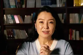 女生大学毕业被老板追求，换公司后，前老板变成大客户，继续追…视频封面