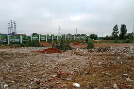 青岛桥头堡国际商务区又一片区域清场进行中视频封面