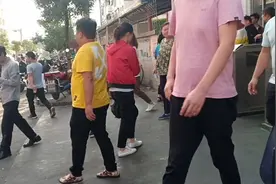 深圳沙井绿点厂大量招聘男女普工，包吃住