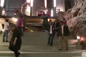 林凤娇和老公成龙，手牵手外人很少看到视频封面