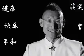 奥利给大叔正能量背后的故事，向前跑不屈服命运，迎着冷眼和嘲笑视频封面