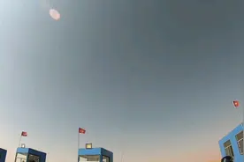 铃木DL飞致摩旅在阿拉善梦想沙漠公园英雄会场《一百集》视频封面