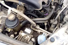 汽车助力泵嗡嗡响，方向沉，流水声，找不到问题，原来很简单视频封面