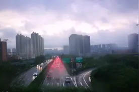 堵堵堵！上班江海高架堵，下班景渎立交堵，无锡全国最不堵哪去了视频封面