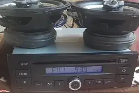 一个汽车CD,四路输出，接四个喇叭，效果不错视频封面