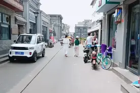 开封古城  都是老建筑   基本没有高楼