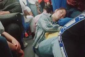 K1273成都直杭州列车你坐过吗？五六月份人多如春运视频封面