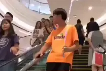 缘份如闪电，错过了，怨不得别人，那是你自己的事！视频封面