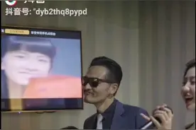 玖富万卡千万不要借，这都是套路贷，记住，