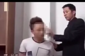 男子被抓，当场吓拉屎～～～视频封面